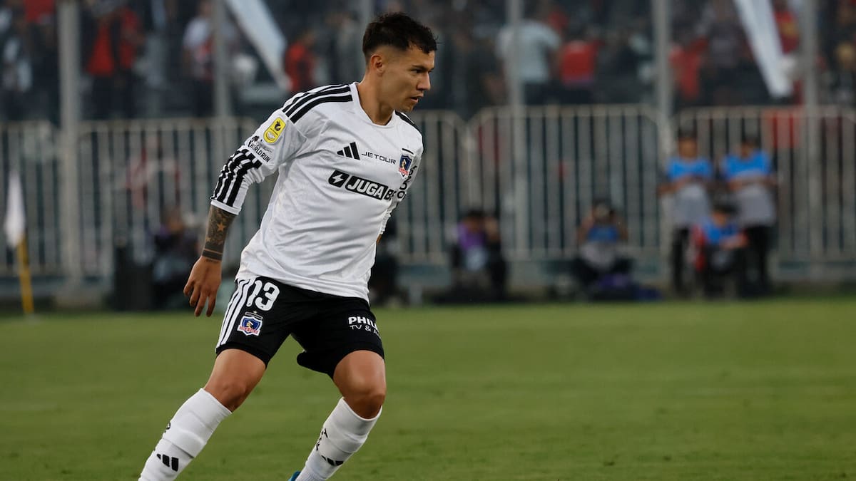 Fue 10 años el lateral de Colo-Colo, ganó 9 títulos y opinó sobre Matías Fernández: “Hay que tener condiciones para rendir”