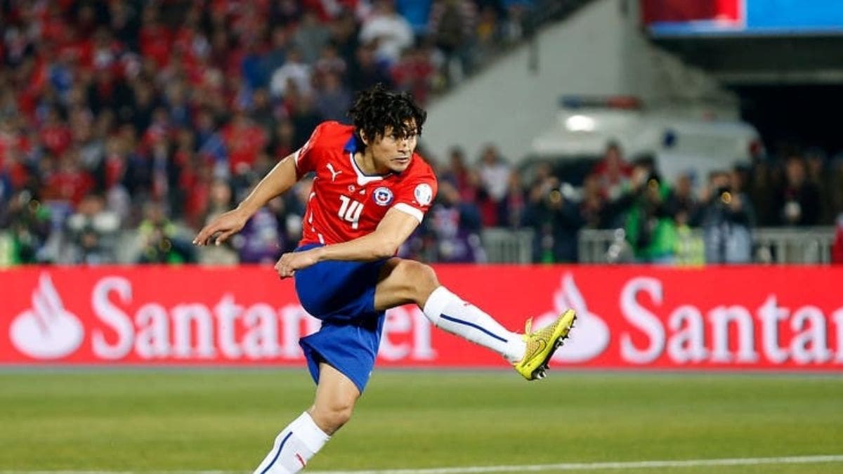 Los penales son la gran atracción y a la vez el mayor castigo del fútbol: ¿Cuántas veces han cambiado las reglas?