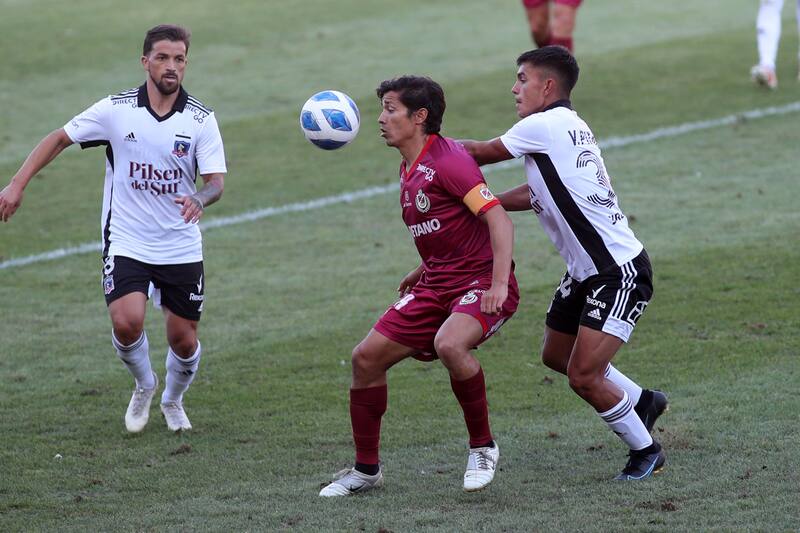La última camiseta que vistió el ídolo albo fue la de Deportes La Serena. (Foto: Agencia Aton)
