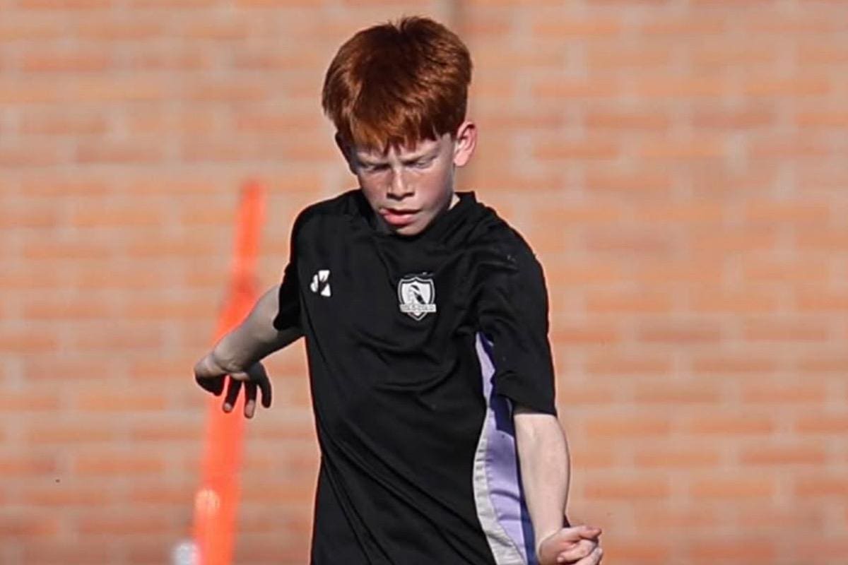El hijo de Eduardo Lobos juega en las divisiones inferiores de Colo Colo desde hace tres años. Foto: Colo Colo Fútbol Joven.