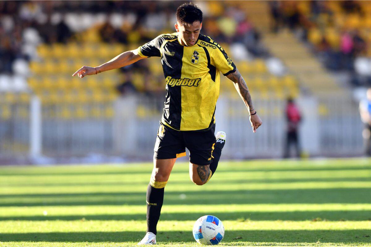 Es la figura de Coquimbo Unido en la primera rueda. Foto: Agencia Aton.