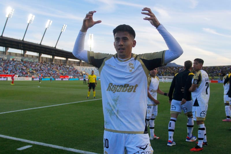 El mediocampista es seguido desde la UC y Colo Colo. Foto: Agencia Aton.