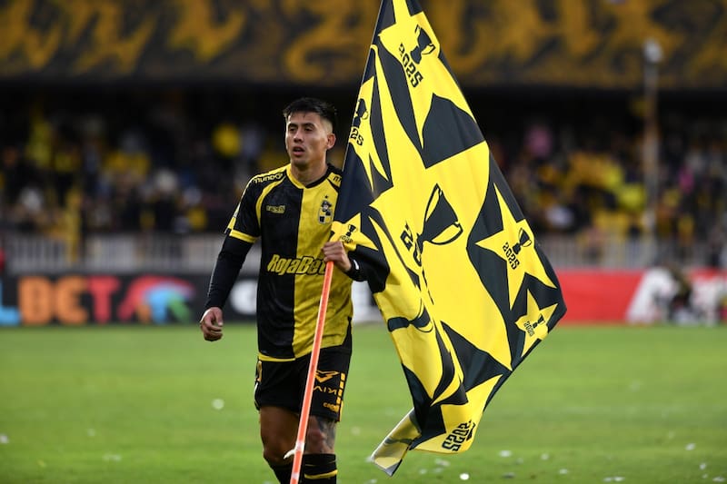 . El jugador argentino es tentado por la UC. Foto: Agencia Aton.