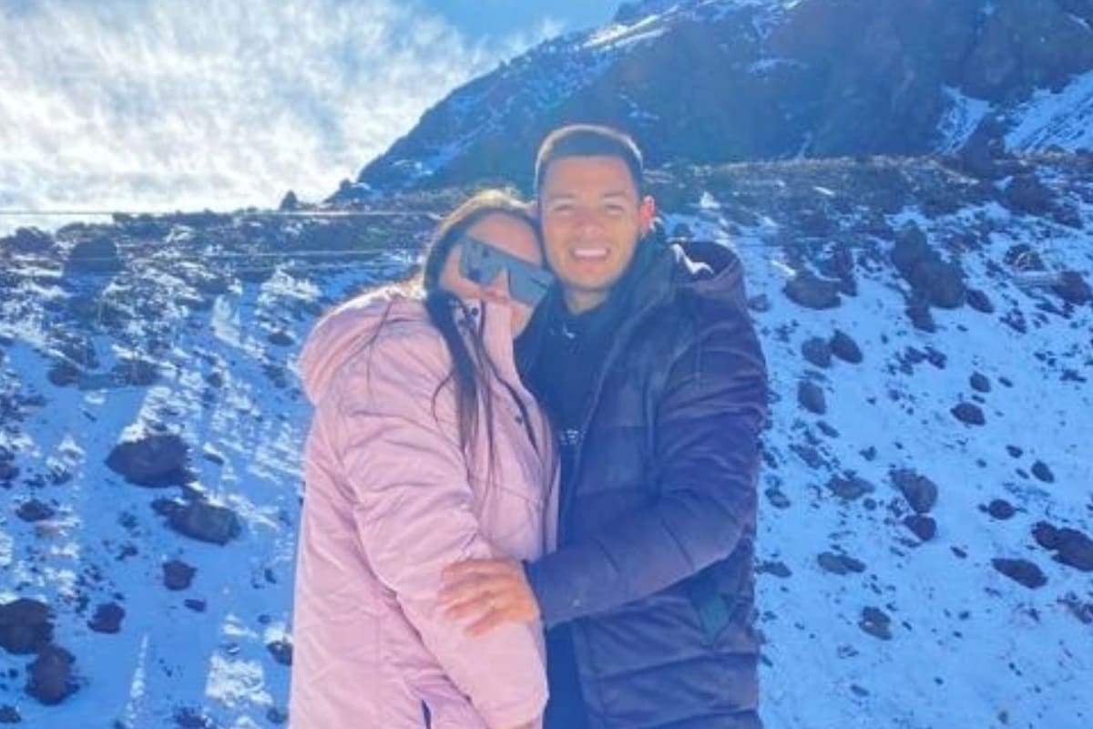 El nuevo refuerzo de Cobreloa junto a su pareja en Los Andes.