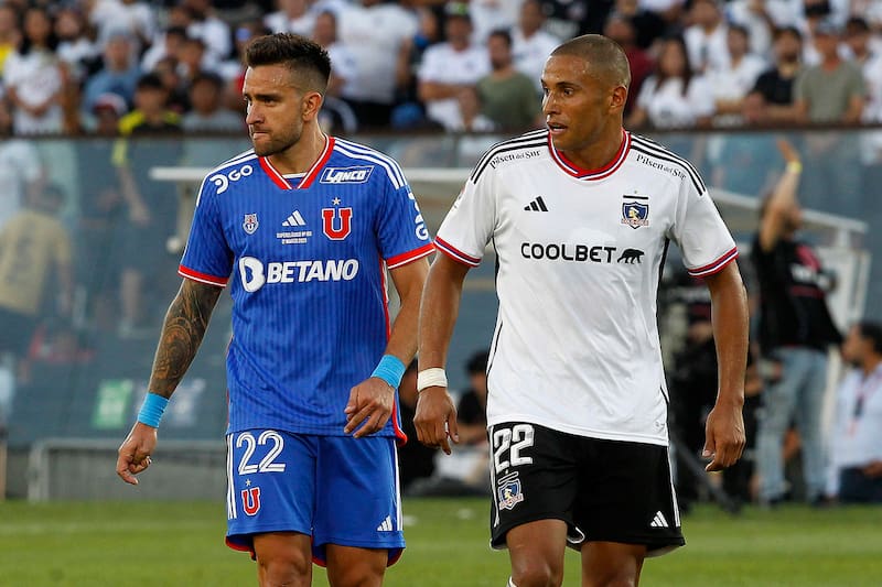 en su primer Superclásico con la camiseta de la U. Foto: Aton.