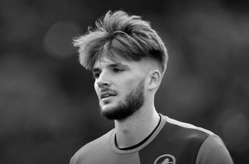 Misteriosa y fulminante enfermedad acabó con la vida de seleccionado europeo en solo 24 horas