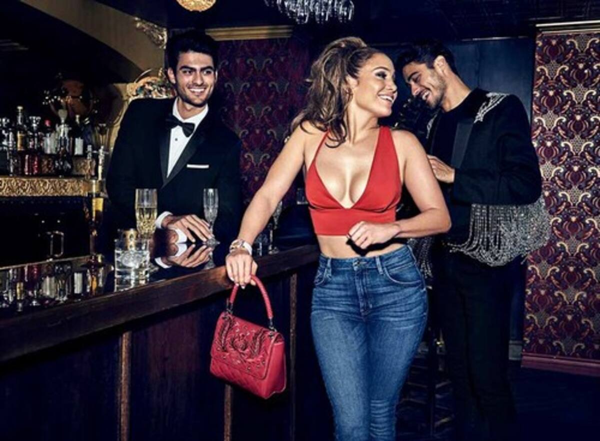Matteo Bocelli y su faceta como modelo para Guess.
