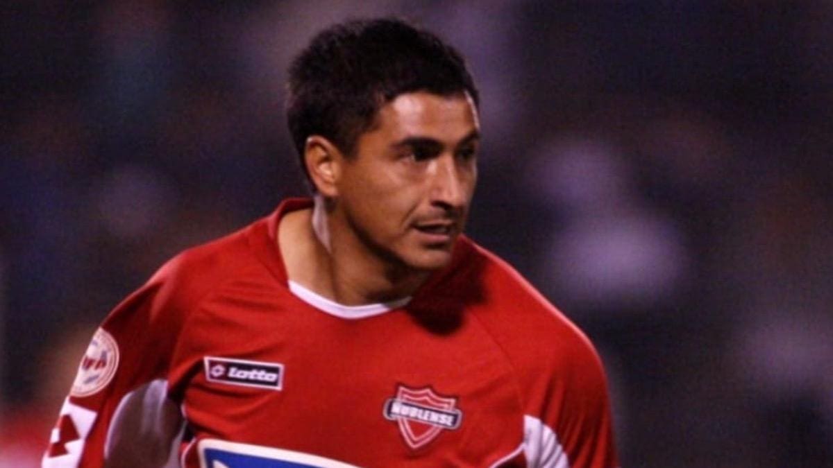 Empezó a beber a los 12 años y le hizo un golazo a la U: recordado jugador del fútbol chileno sufrió un ACV