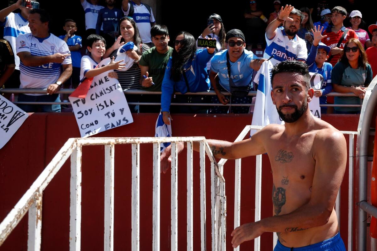 Mauricio Isla sumará minutos ante La Serena en el amistoso de hoy. Foto: Agencia Aton.