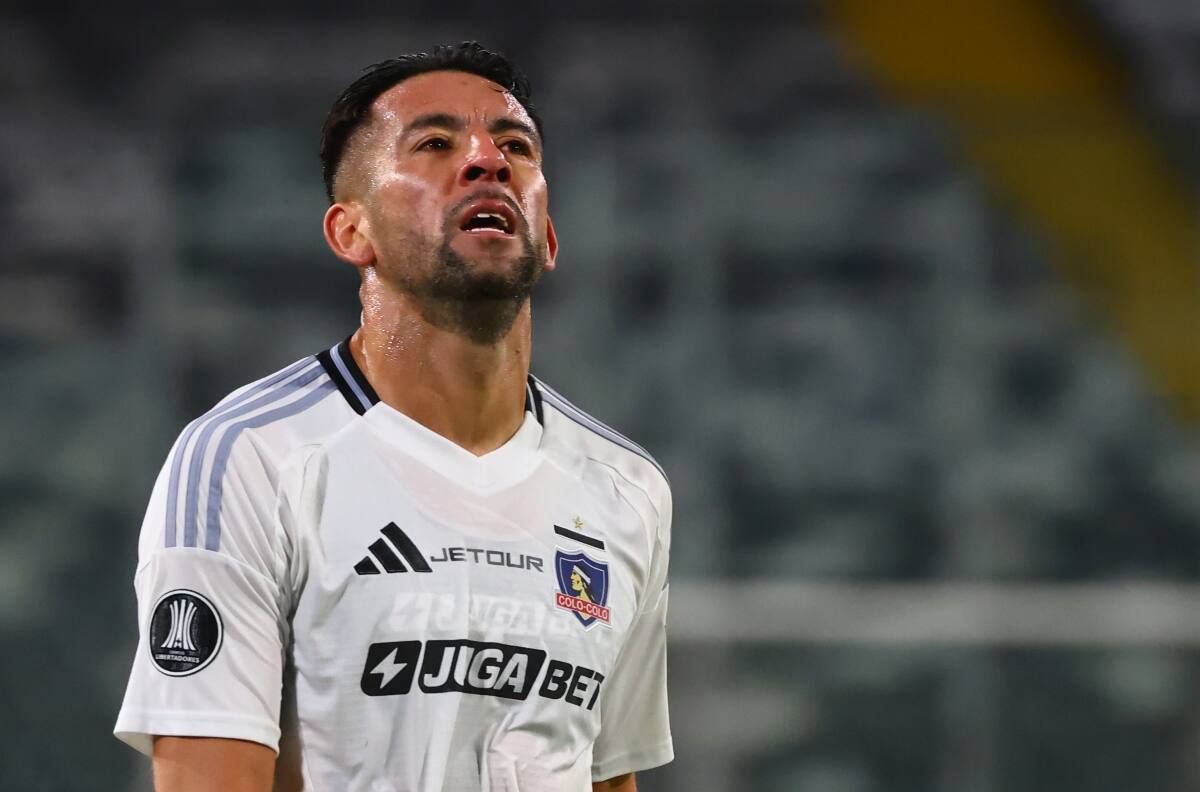Con Mauricio Isla a la cabeza: 7 campeones del fútbol chileno que siguen sin club a horas del cierre del mercado