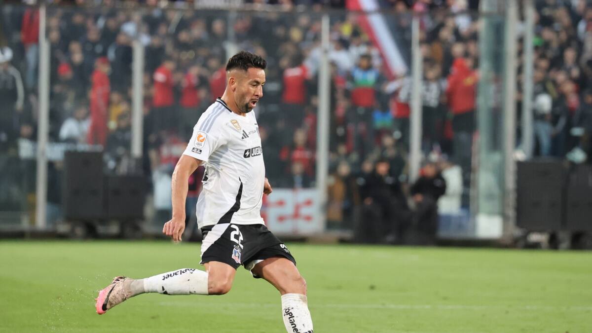 Tres campeones de América incluidos: 5 viejos rockeros del fútbol chileno que siguen sin club para 2026