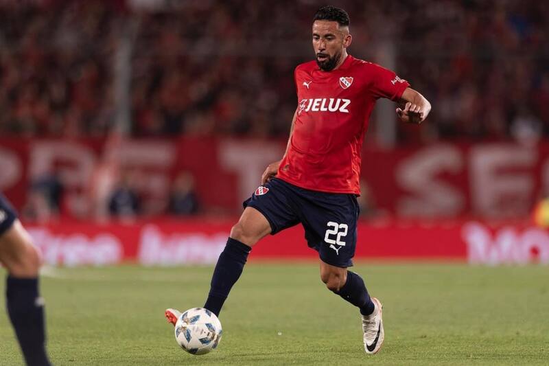 Mauricio Isla no seguirá en Independiente y todo indica que fichará en Colo Colo