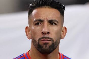 Aseguran que Mauricio Isla habría encontrado el amor con famosa ex chica Playboy