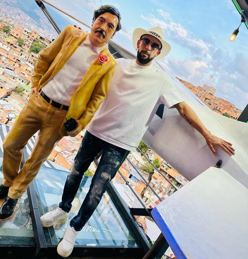 Isla y Pablo Escobar en Colombia.