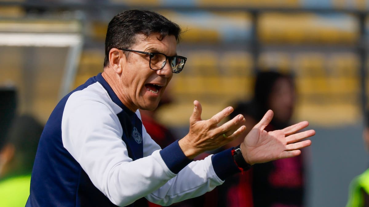 Aseguran que Mauricio Larriera renunció a la banca de Everton en plena lucha por la permanencia