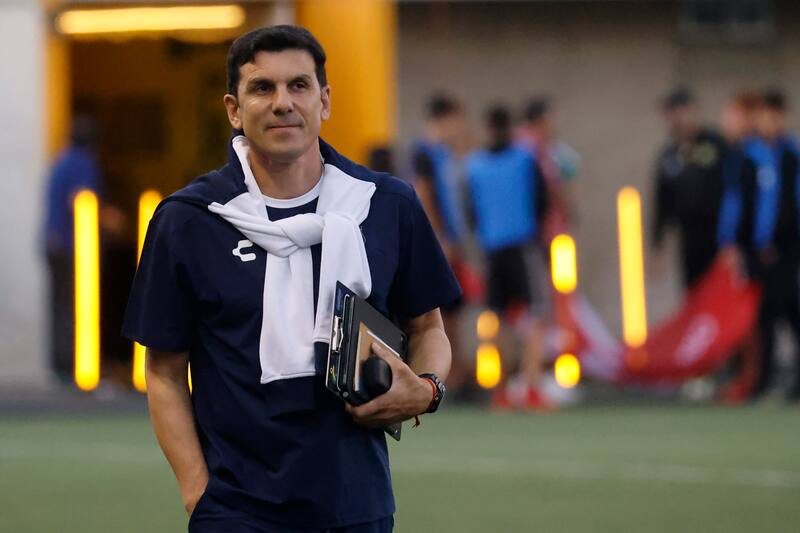 dirigiendo a Everton.