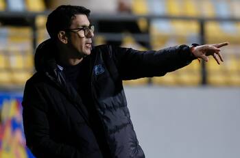 No hay caso: los pésimos números del DT que iba a salvar la temporada del “Súper Everton”