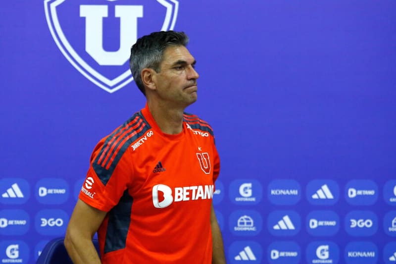 Mauricio Pellegrino habló en conferencia de prensa. Foto: Aton.