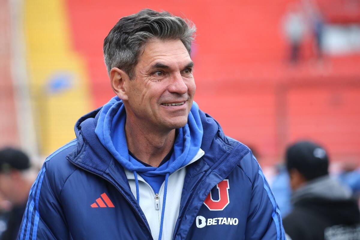 Mauricio Pellegrino festejó en el Clásico Universitario.