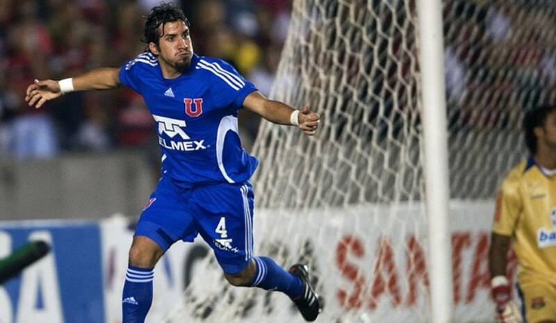 Victorino marcó la apertura de la cuenta para la U en su primer triunfo en el Maracaná ante Flamengo.