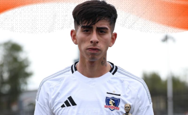 El delantero de 19 será opción de Fernando Ortiz en Colo Colo
