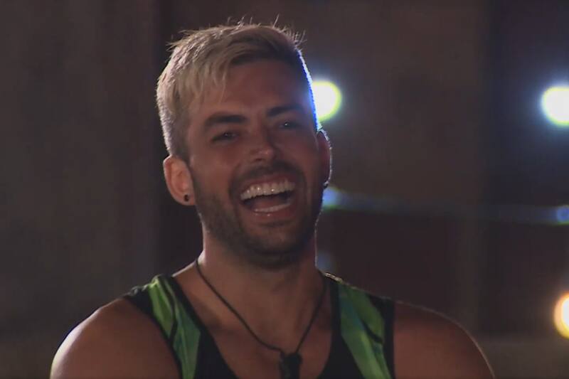 Este lunes Max se convirtió en el último eliminado de "Tierra Brava" junto a Shirley Arica.