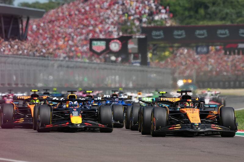 consiguió su cuarta victoria consecutiva en Imola. EFE
