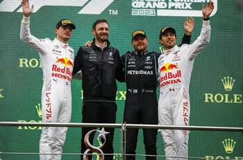 El consejo de Valtteri Bottas a Checo Pérez por sus diferencias con Max Verstappen