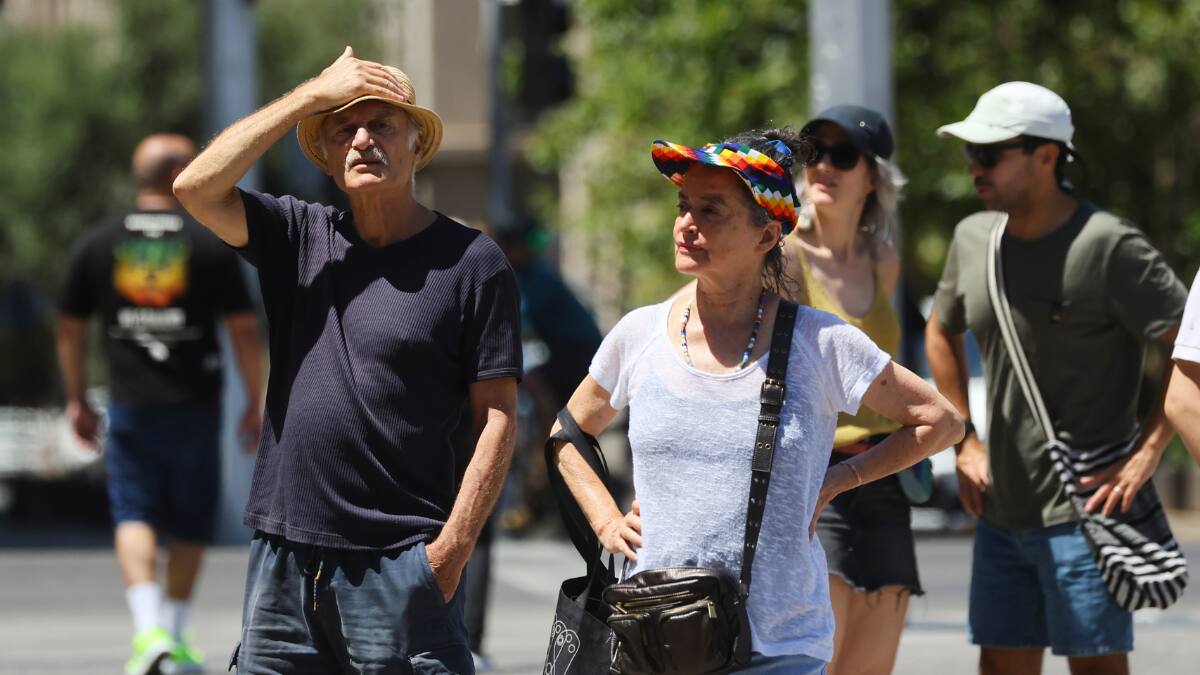 Vuelven las altísimas temperaturas: advierten máximas de hasta 37°C para la zona central de Chile