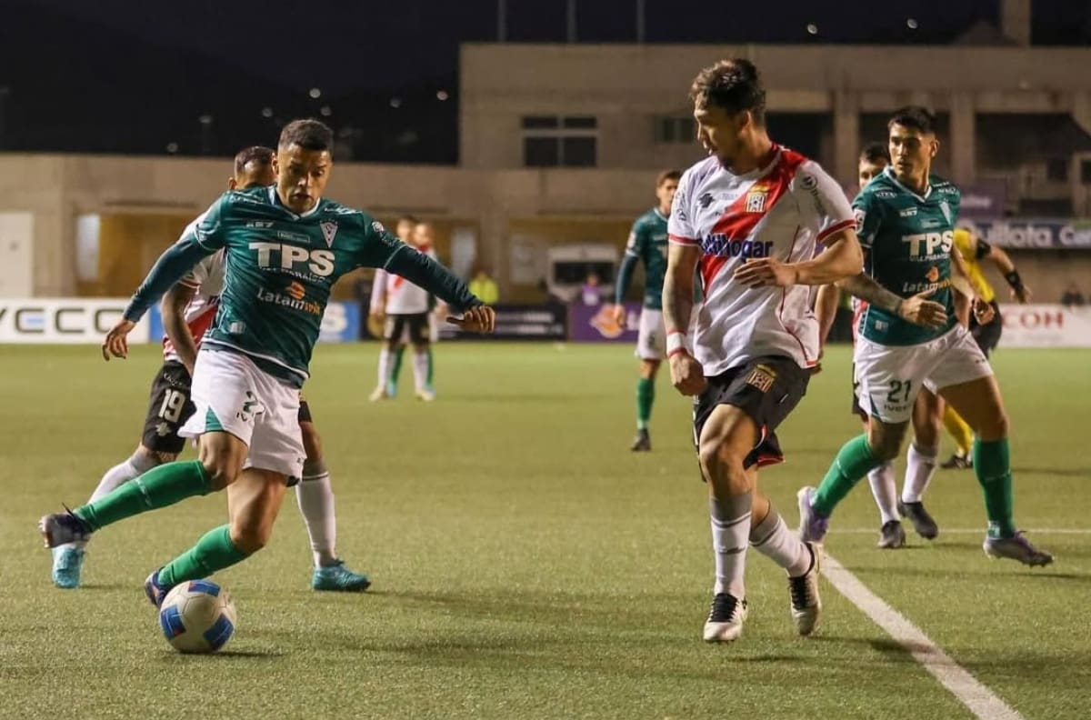 Santiago Wanderers recupera a pieza clave: peleará puesto con Enzo Gutiérrez