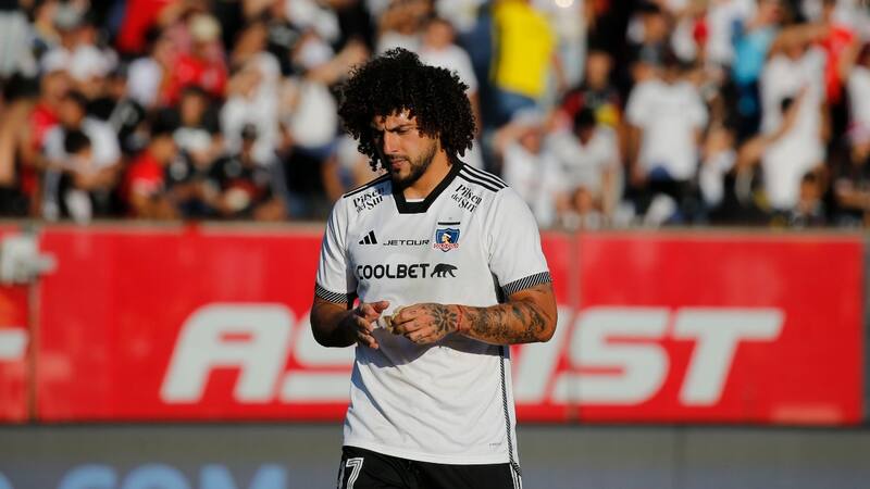 Prepara las maletas: Colo Colo muy lejos de llegar a un acuerdo con Maximiliano Falcón