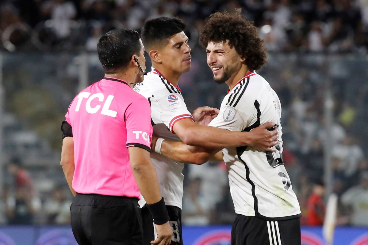 Maximiliano Falcón recibió tarjeta roja directa en el partido de Colo Colo vs Everton.