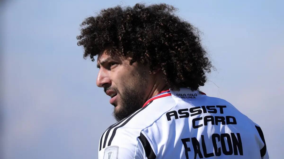 ¿Se aleja del Monumental? La postura de Maximiliano Falcón que tiene en jaque a Colo Colo