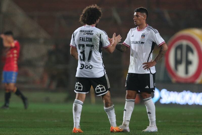 El defensa Maximiliano Falcón de Colo Colo portando el dorsal "37" en el Campeonato Nacional 2023. (Foto: Agencia Aton)
