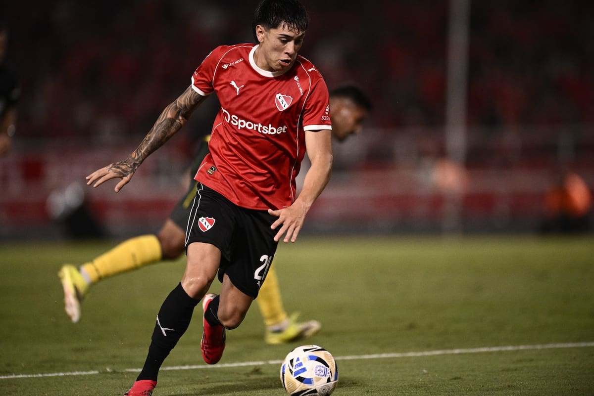 El exjugador de Huachipato fue figura ante Unión de Santa Fe. Foto: @independiente en X.
