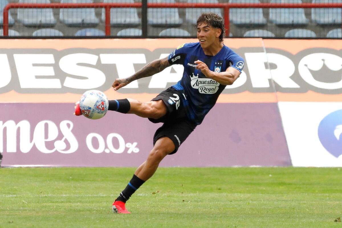 Se va a jugar a Argentina gratis. Huachipato, con suerte, verá alguna vez un dinero por derechos formativos.
Marco Vazquez/Photosport