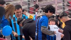Sorprendió a todos los hinchas: campeón del fútbol argentino dijo presente en el UC vs Huachipato