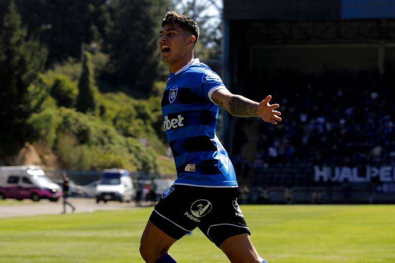 El delantero de Huachipato interesa en Colo Colo en este mercado de fichajes de invierno. (Foto: Agencia Aton)