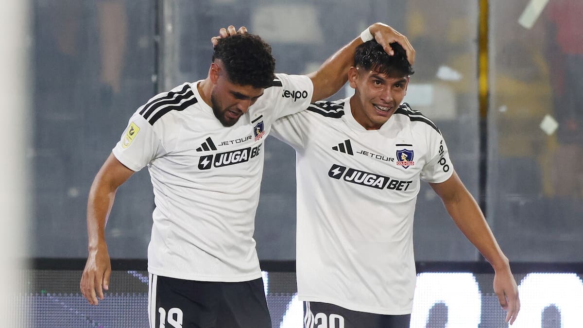 Esteban Paredes y su delantero de Colo Colo favorito: “Es un goleador que ningún otro equipo lo tiene”