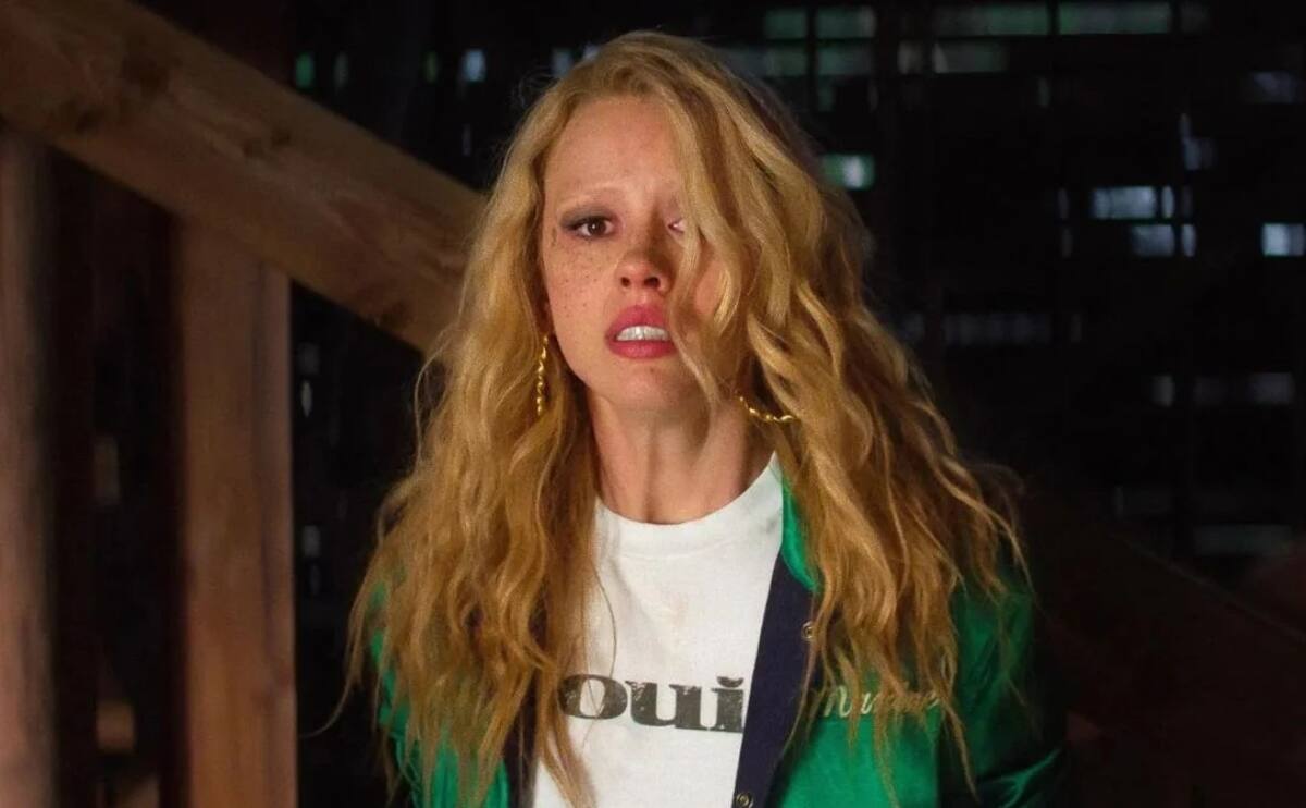es protagonizada por la británica Mia Goth.