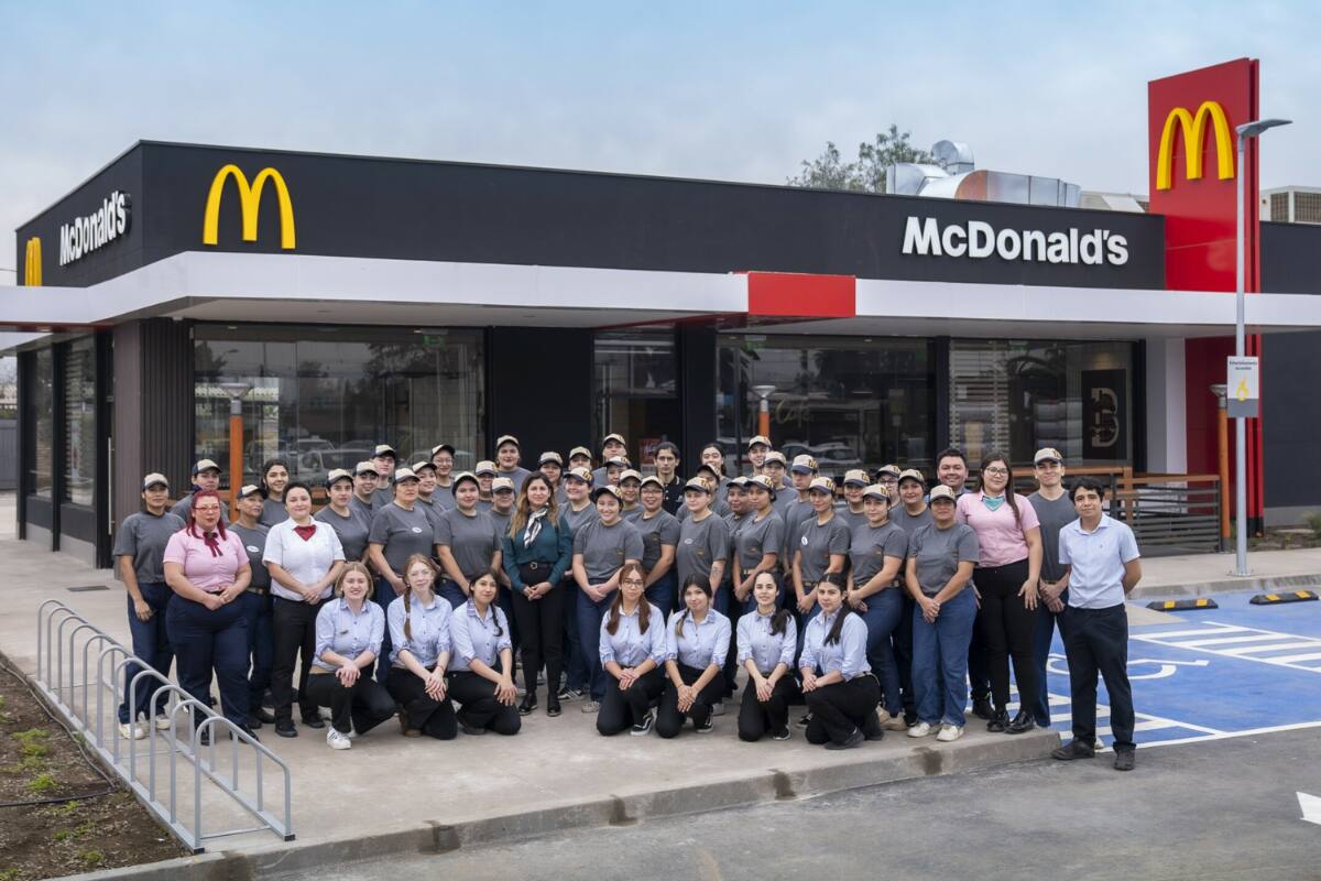 Revisa cómo postular para trabajar en la cadena de comida rápida.