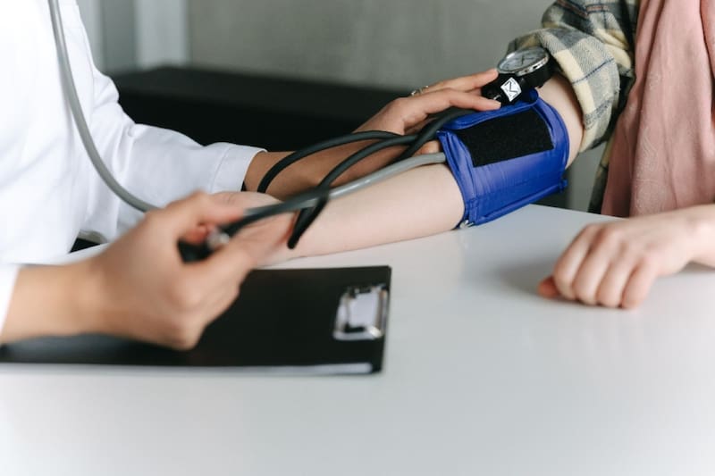 Una de las carreras que exige puntajes de ingreso más altos es medicina.