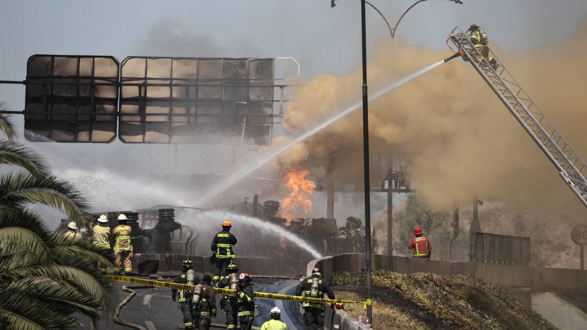 Hay cuatro fallecidos y al menos cinco heridos en riesgo vital: Esto es lo que se sabe de las víctimas del fatal incendio en Renca