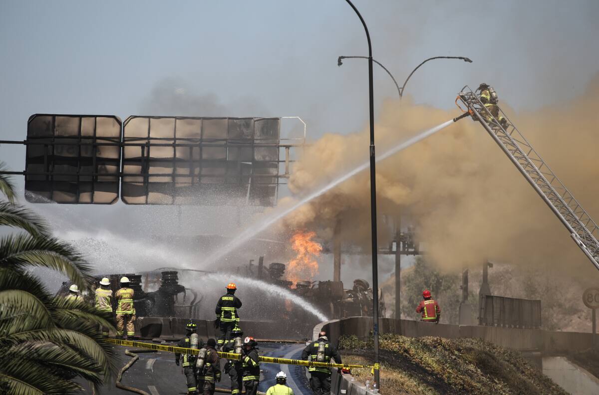 Hay cuatro fallecidos y al menos cinco heridos en riesgo vital: Esto es lo que se sabe de las víctimas del fatal incendio en Renca