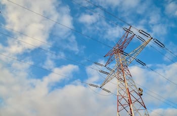 Megaproyecto eléctrico con inversión de $1.480 millones de dólares avanza en su tramitación: Conectará desde Antofagasta a la RM