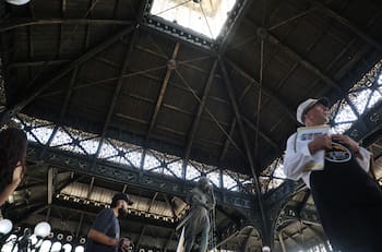 A menos de 5 minutos del Metro: el histórico lugar de Santiago que ambientó la teleserie más exitosa de la TV en Chile