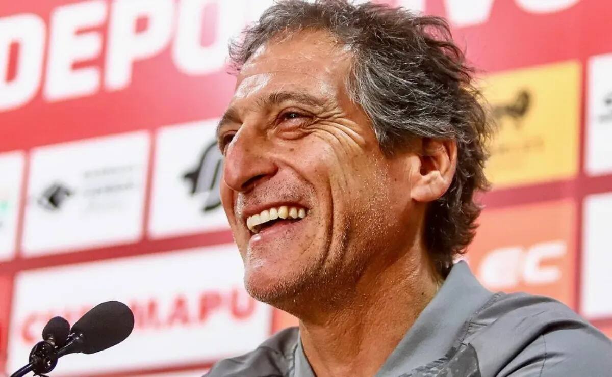 Mario Salas sigue sumando refuerzos a Ñublense. Foto: Ñublense.
