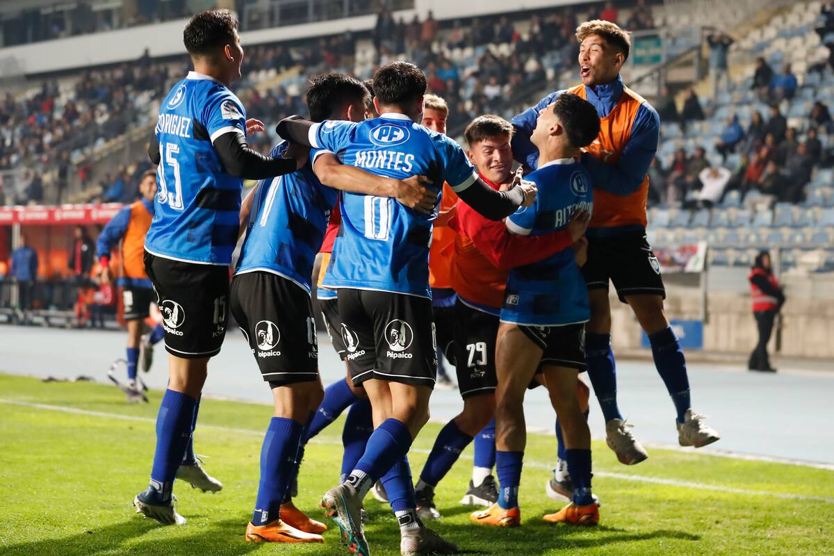 La U prepara un regalo navideño para sus hinchas: el fichaje que podría ser anunciado en Navidad. Foto: Aton.