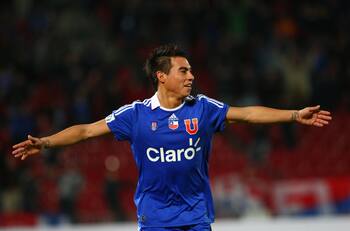 “Puede haber una sorpresa”: inminente llegada de Eduardo Vargas a la U