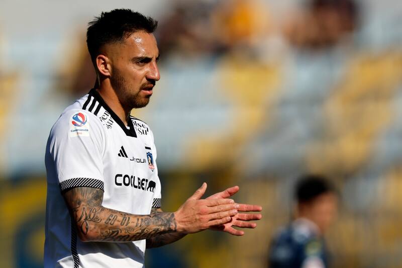 Aseguran que Javier Correa quiere dejar Colo Colo. Foto: Agencia Aton.
